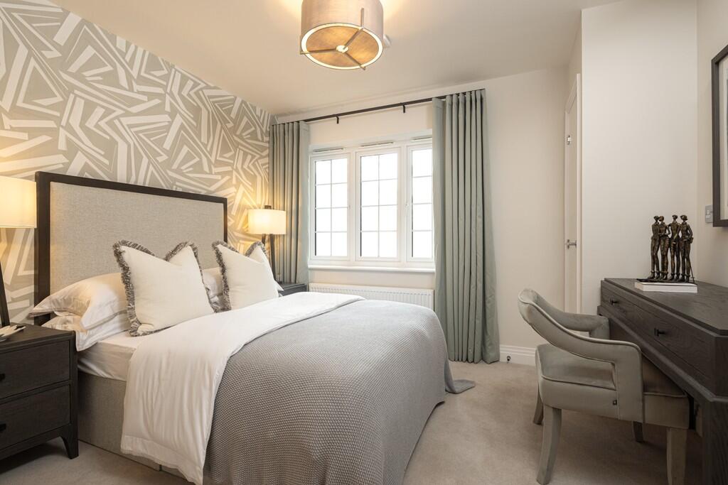 Apartment in Elmbridge, Weybridge - View 4