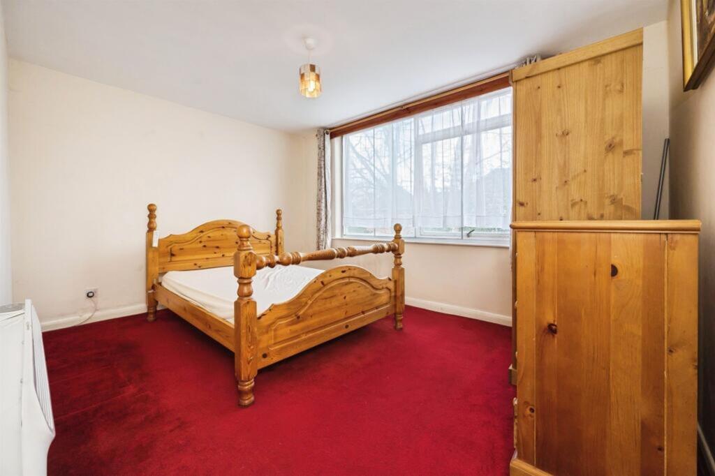 Apartment in Southampton, Old Shirley - More