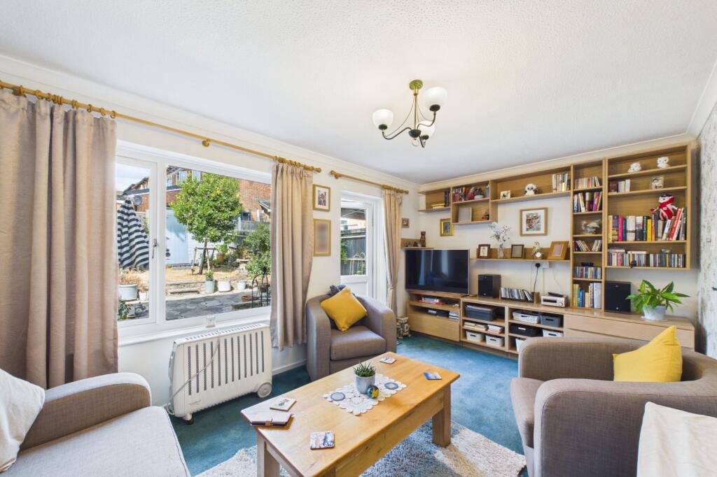 House in Sandhurst - View 4