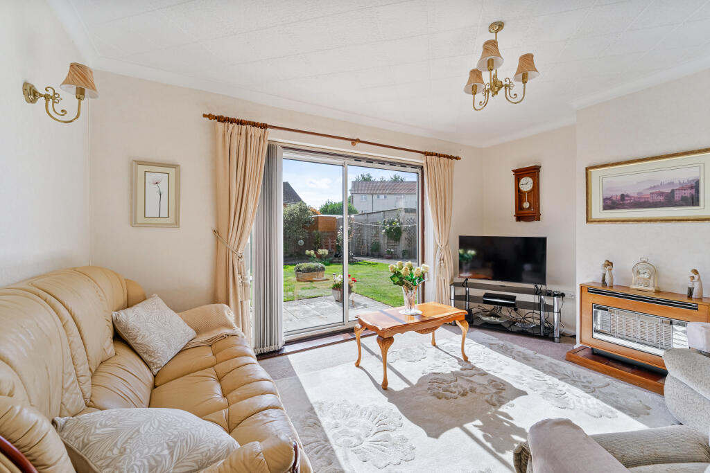Summerlands Road, BS23 photo 3