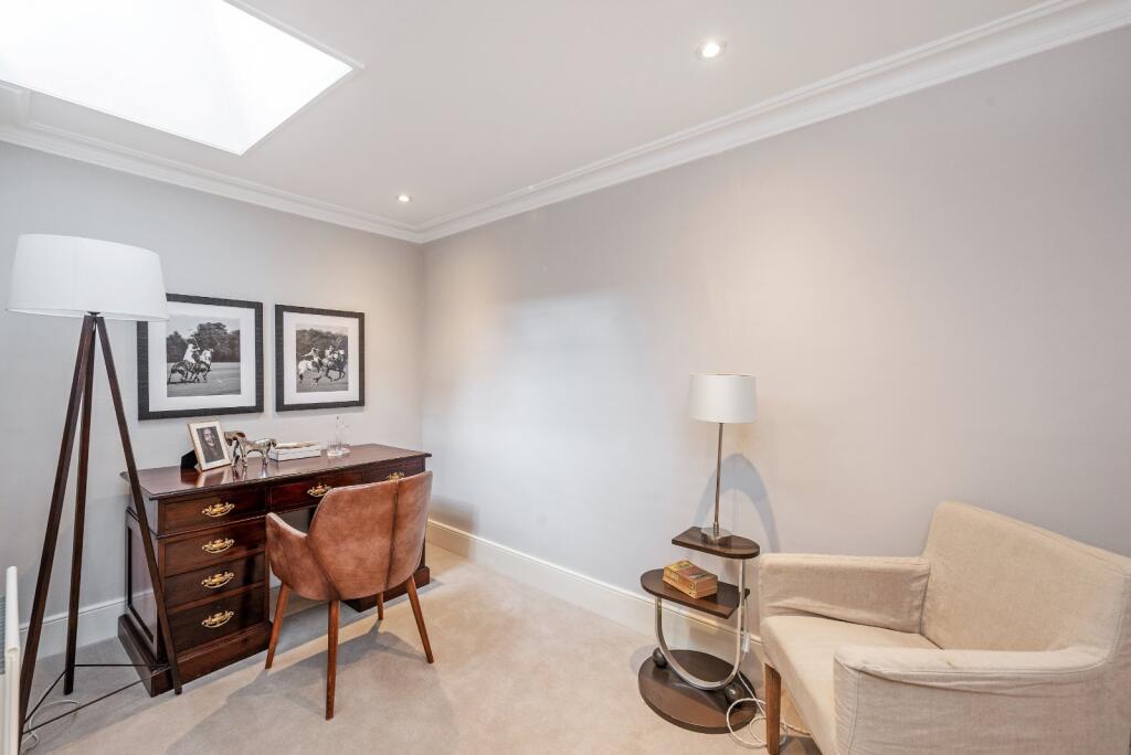Apartment in London, Marylebone - View 5