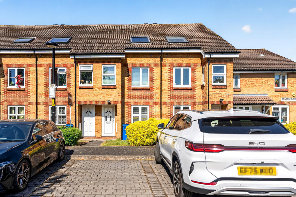 Main image of property: Abingdon Close, London, SE1