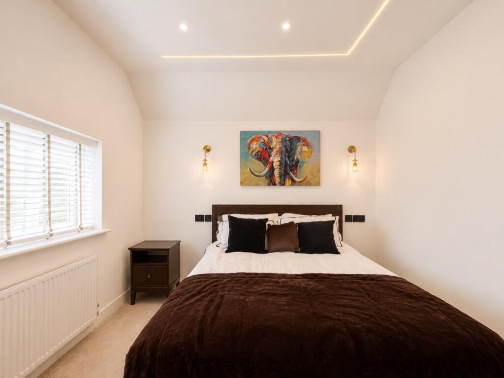 House in Hemel Hempstead - View 3