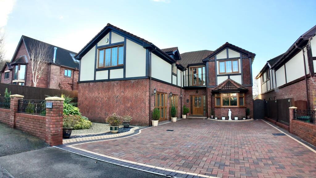 Main image of property: Gellideg Lane, Maesycwmmer, CF82