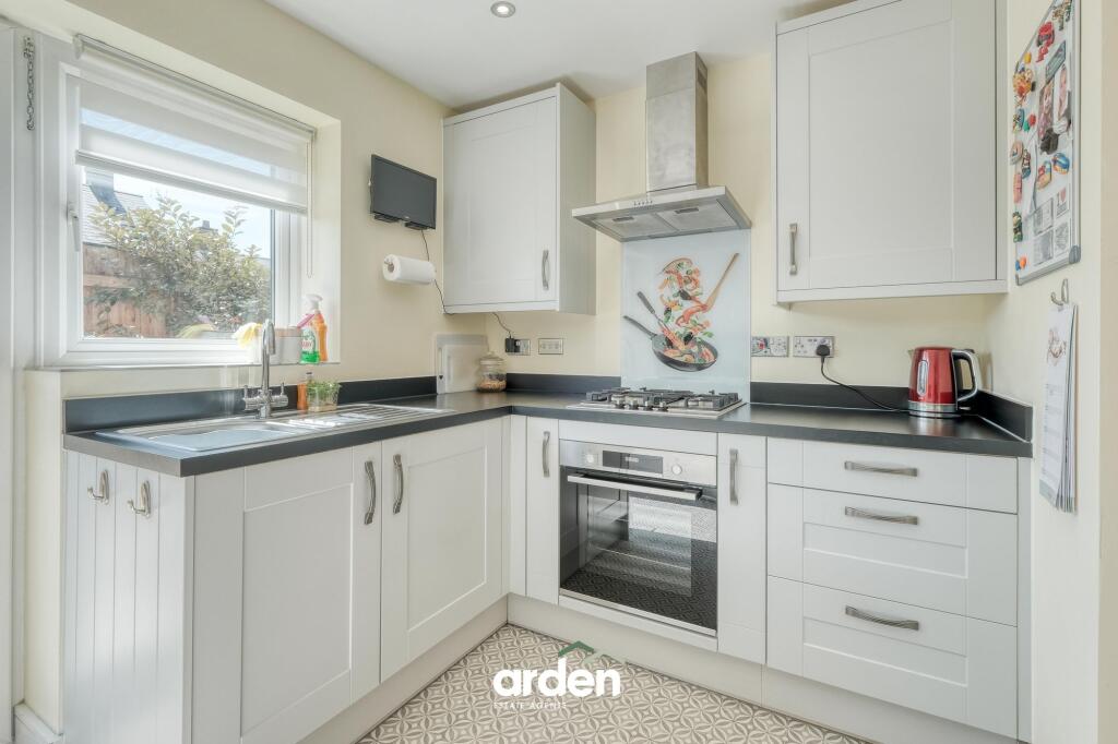 Station Road, Studley, B80 photo 4