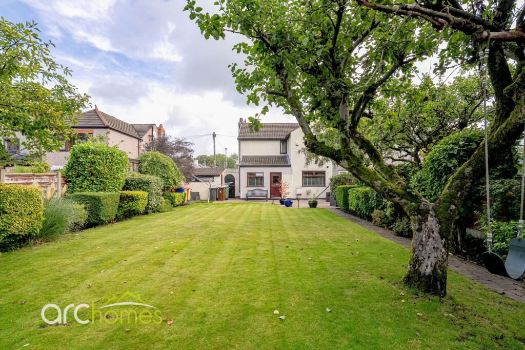 House in Wigan, Lilford - View 4