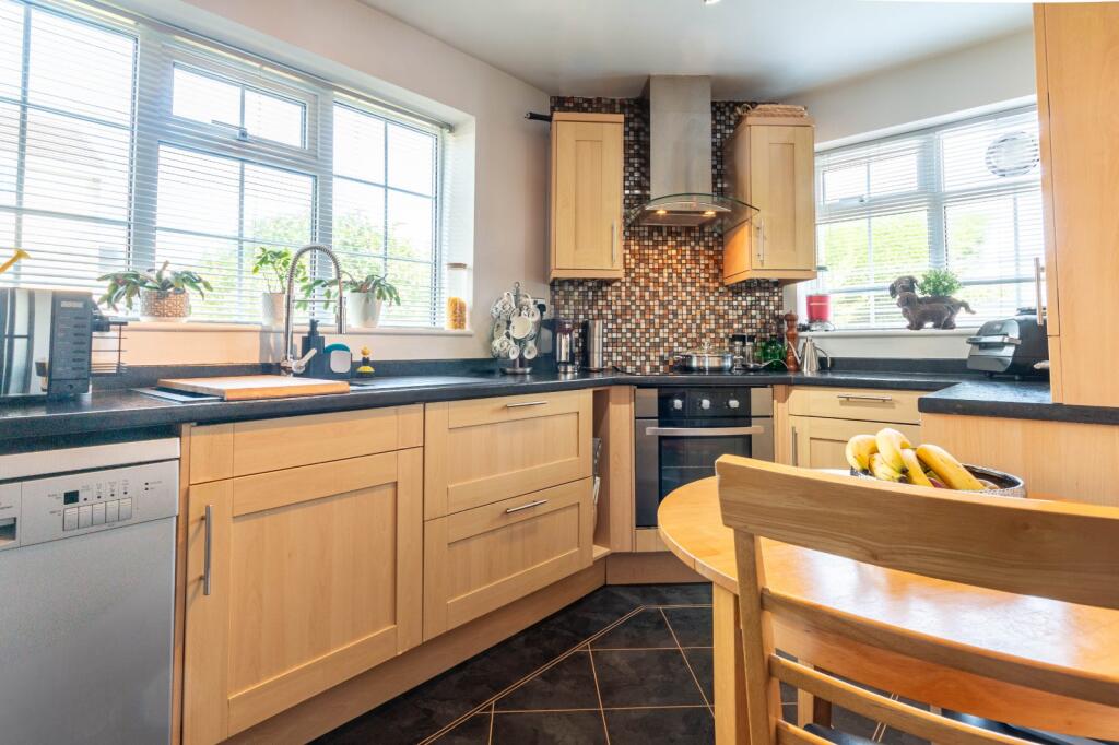 Bircham Close, Bingley, West Yorkshire, BD16 - View 3