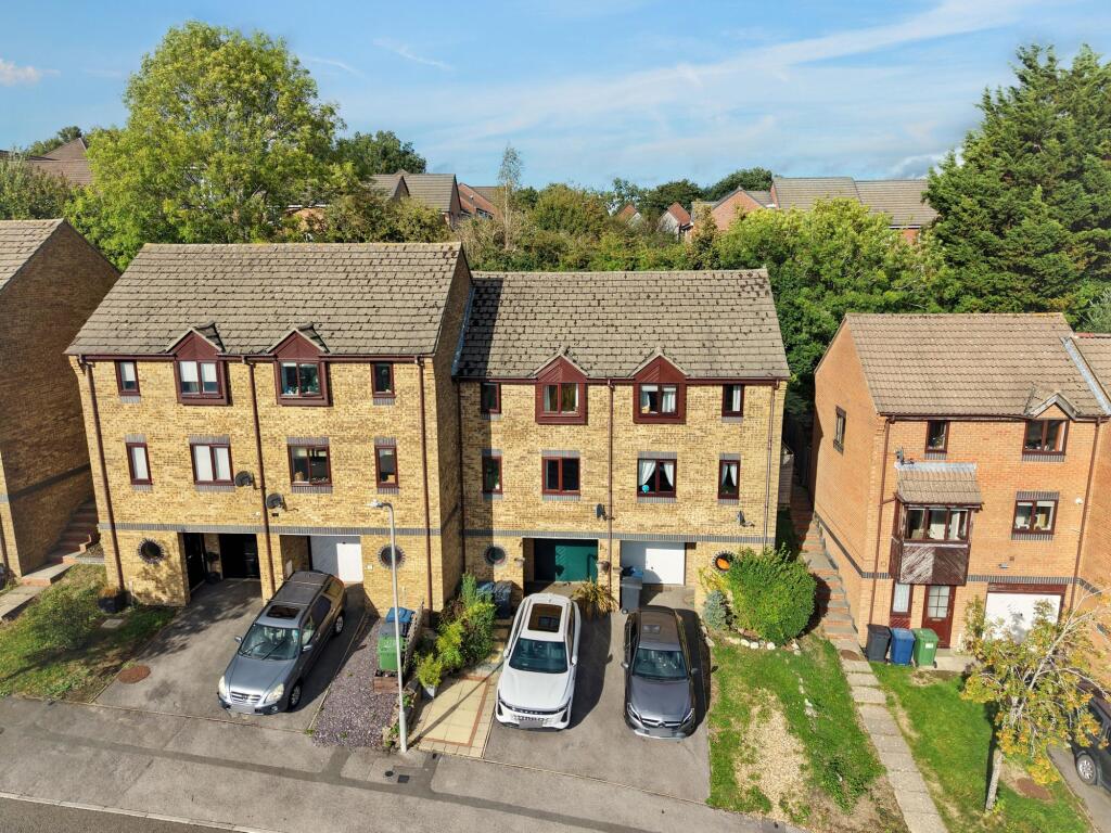 Main image of property: Garratts Way, High Wycombe, HP13 5XZ