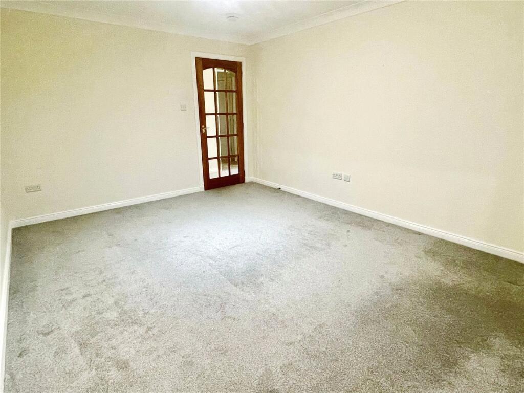 Apartment in Inverness - View 5