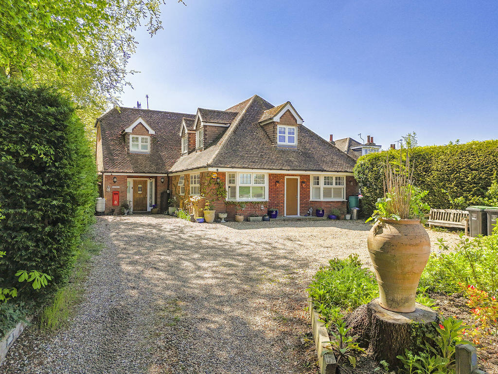 Main image of property: Gubblecote