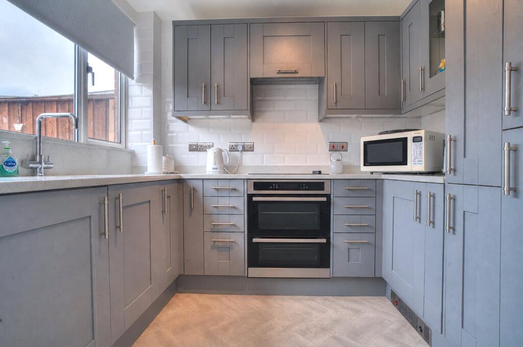 House in Swindon - View 5