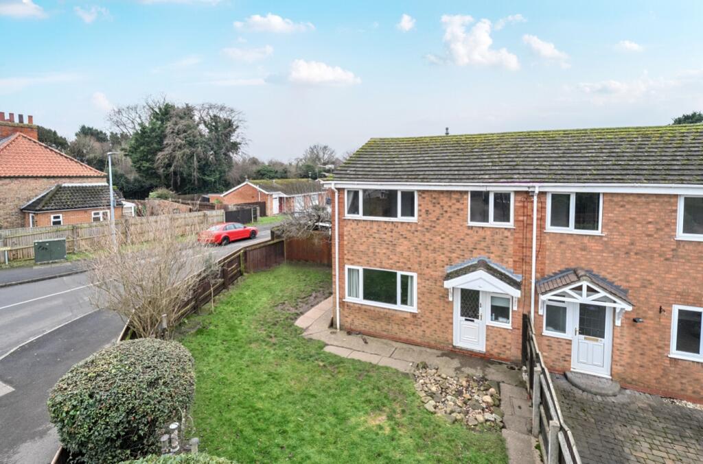 3-bed semi-detached on Tetney Road, Humberston, Grimsby, Lincolnshire, DN36, £220,000