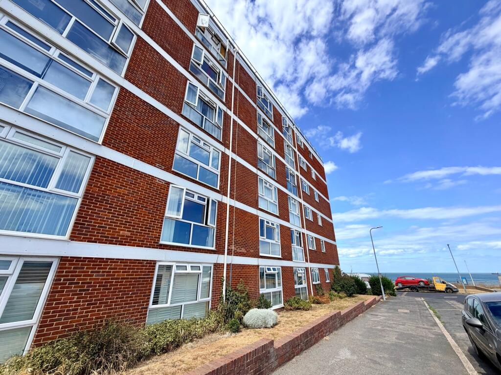 Main image of property: Third Avenue, Cliftonville, CT9