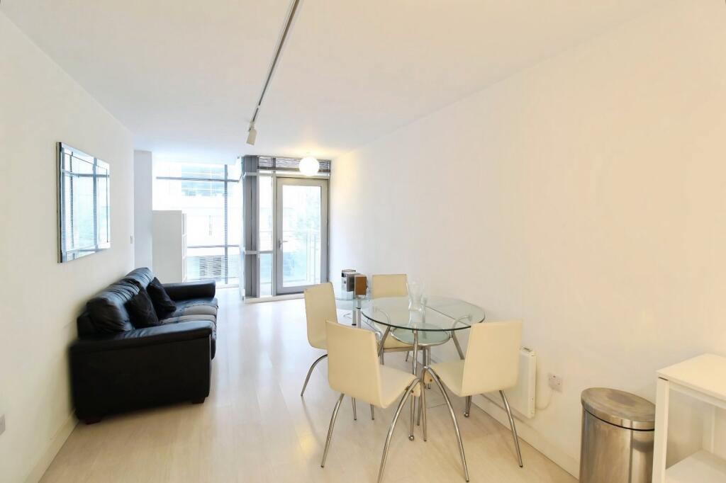 Apartment in Leeds - View 2