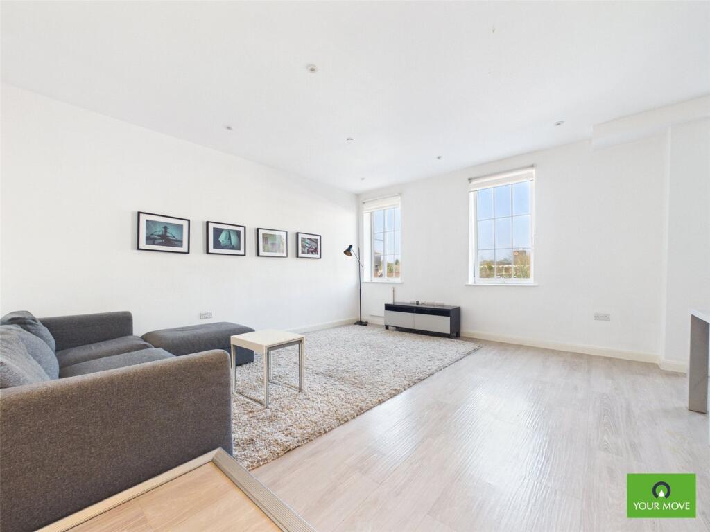 Main image of property: High Street, Hornchurch, RM12
