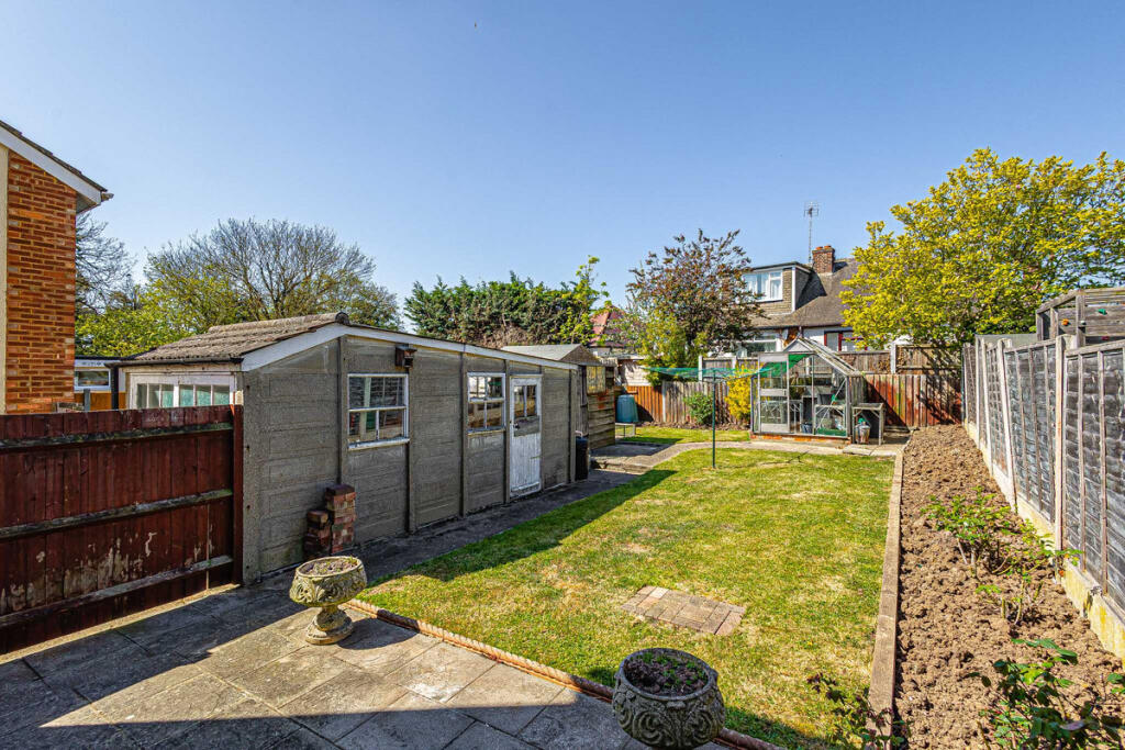 House in Southend-on-Sea - View 4