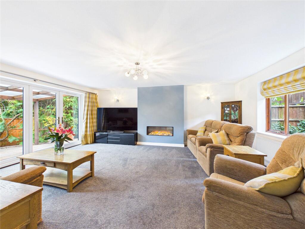 House in Worcester, Northwick - View 2