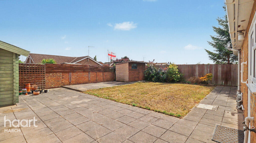House in Fenland, March - View 5