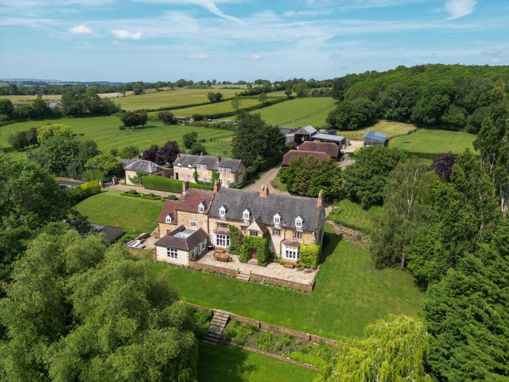 Main image of property: Combrook, Warwick, Warwickshire, CV35