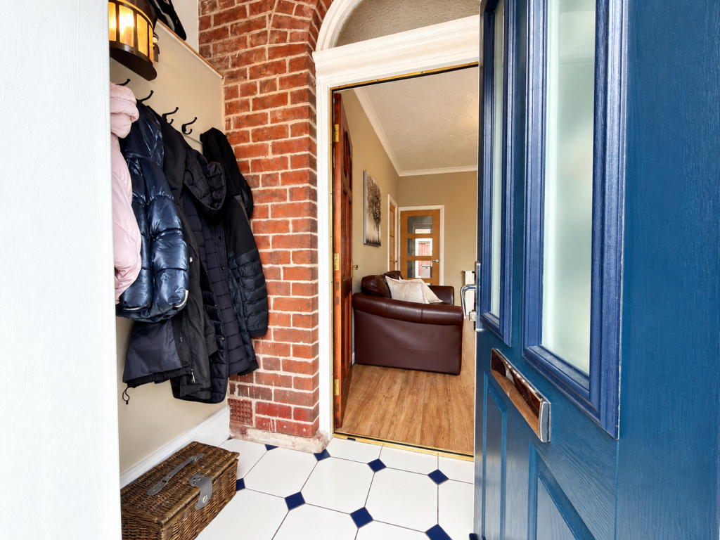 House in Stockport - View 4