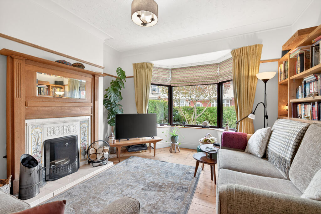 Parkfield Avenue, Preston, PR2 1 photo 2