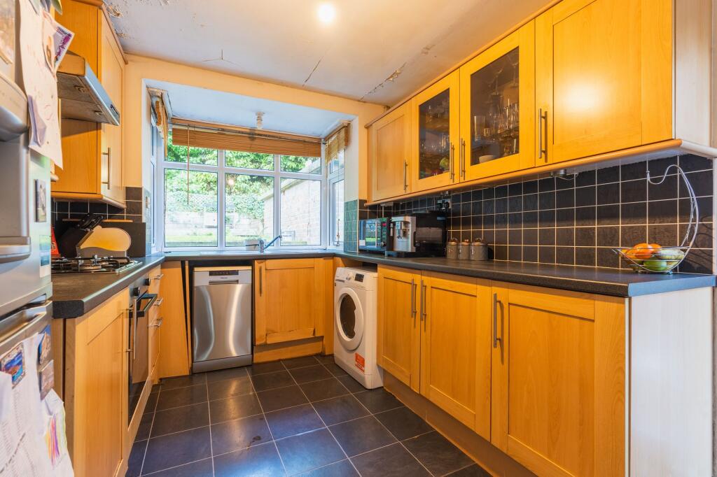 House in Sheffield, Brincliffe, Nether Edge - More