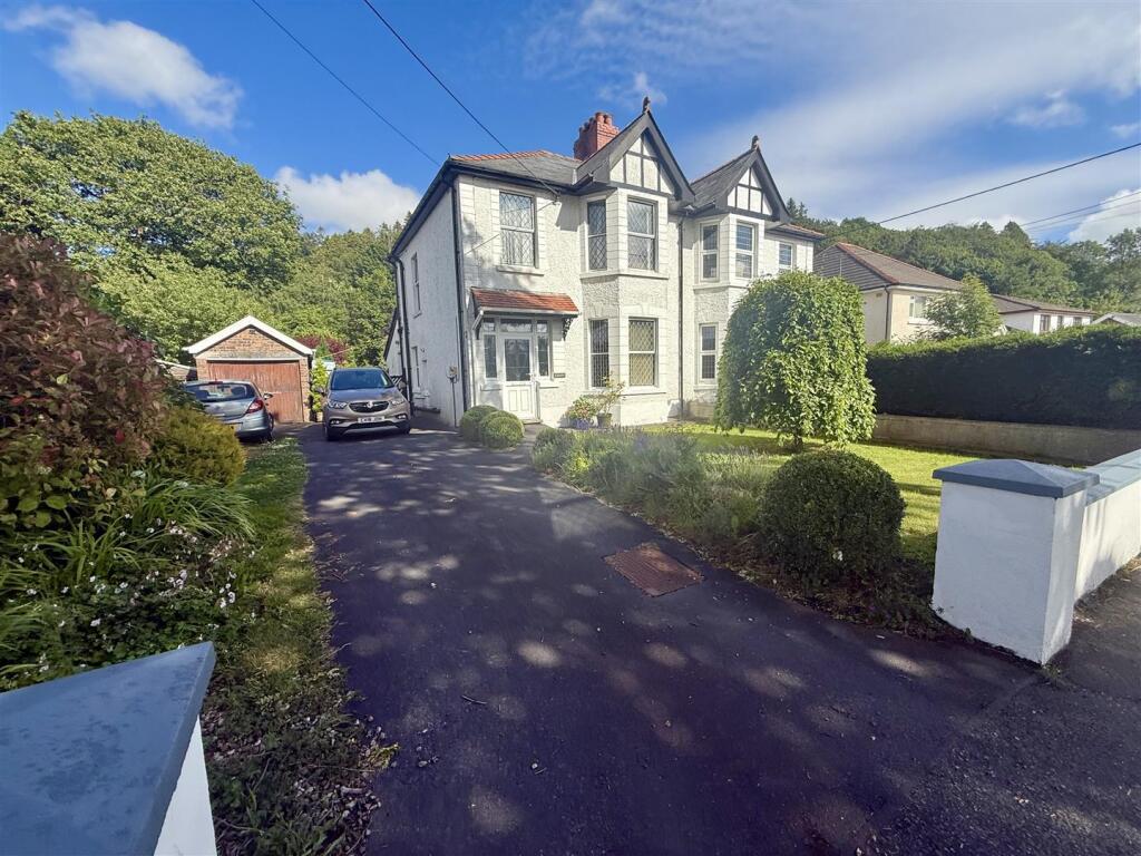 Main image of property: Carmarthen Road, Llanybydder