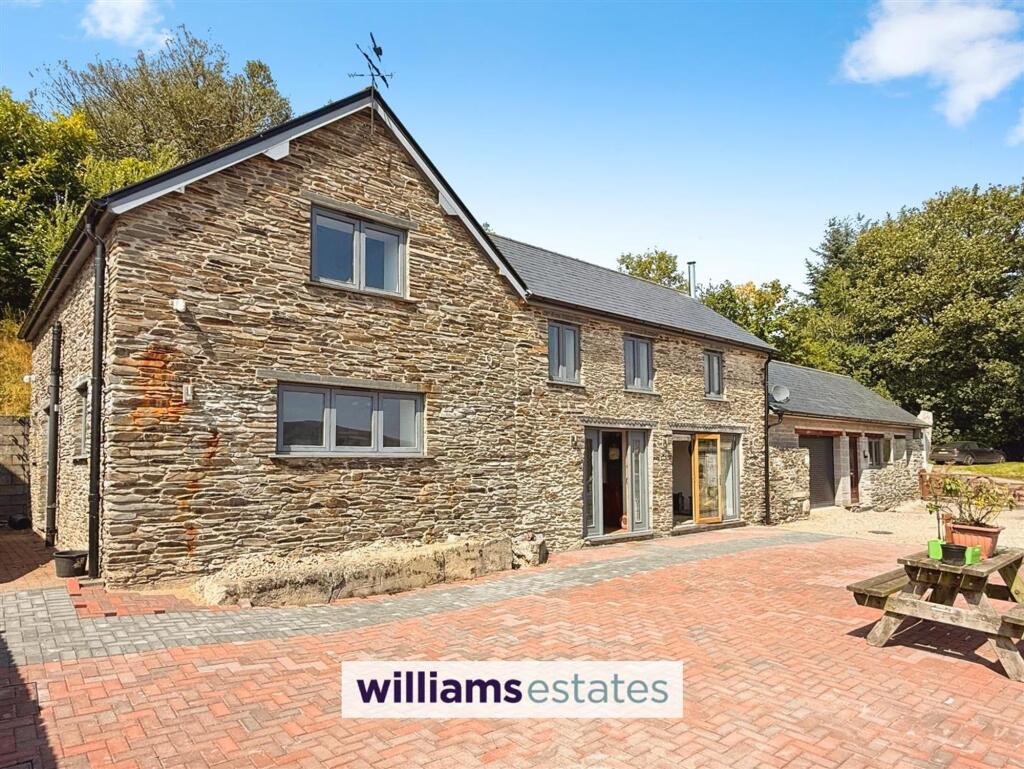 Main image of property: Bryneglwys, Pant Hoyw, LL21