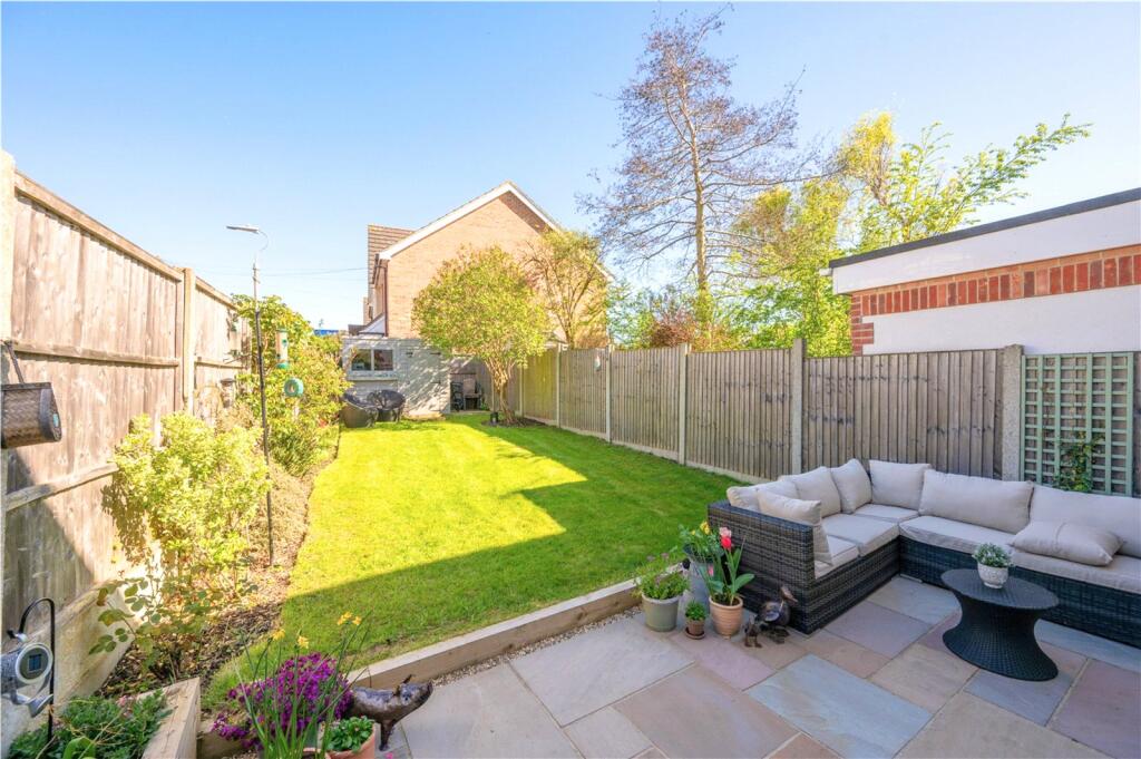 Additional image 15 of Carlbury Close, St. Albans, Hertfordshire