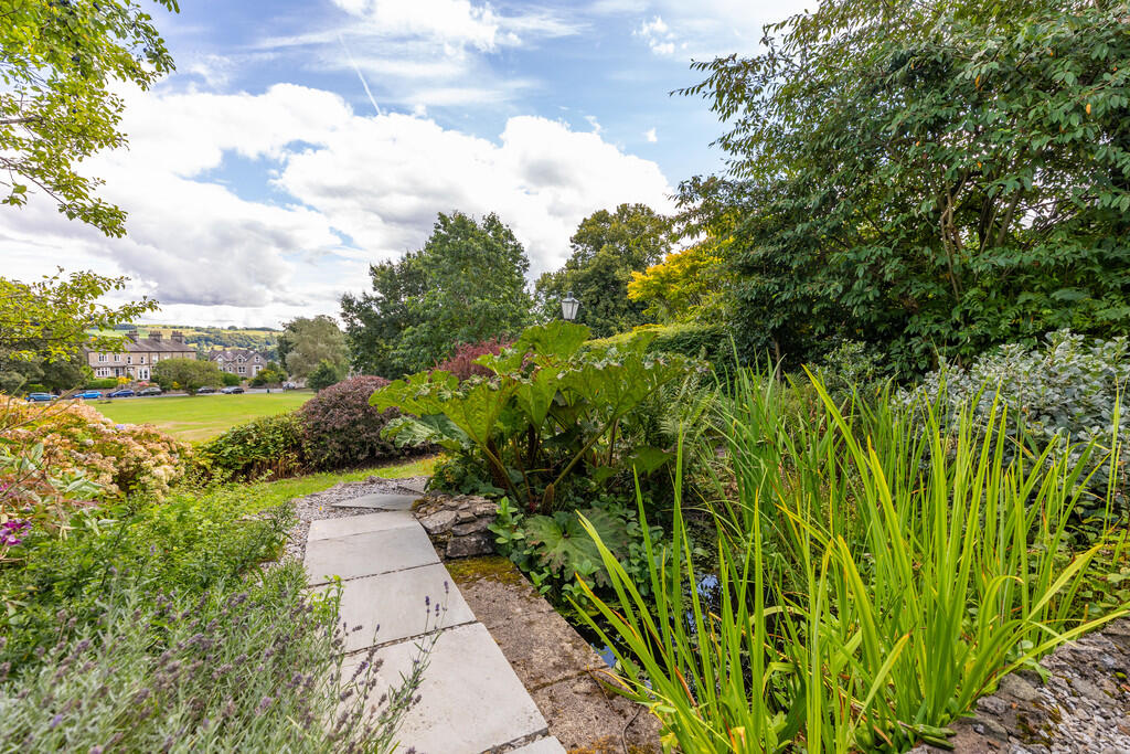 House in Lancaster - View 4