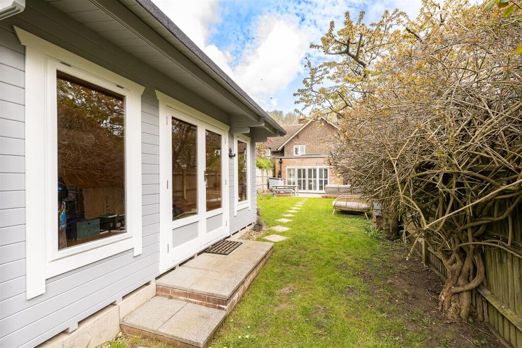 Additional image 12 of Bower Heath Lane, Harpenden