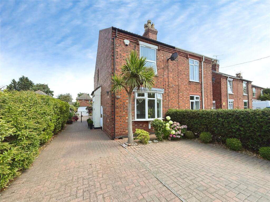 Main image of property: Moor Lane, North Hykeham, Lincoln, Lincolnshire, LN6
