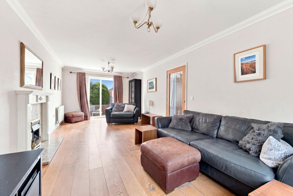 House in Chesterfield, Derbyshire - View 2
