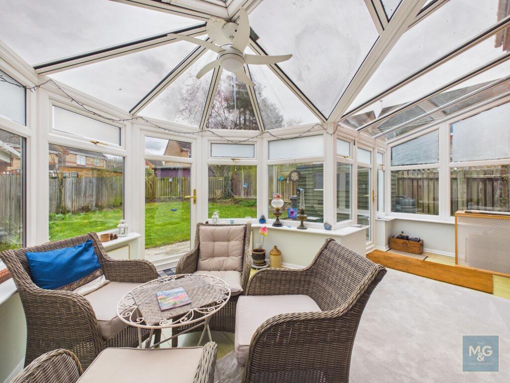 Emsworth Close, Bury St. Edmunds, IP32 photo 4