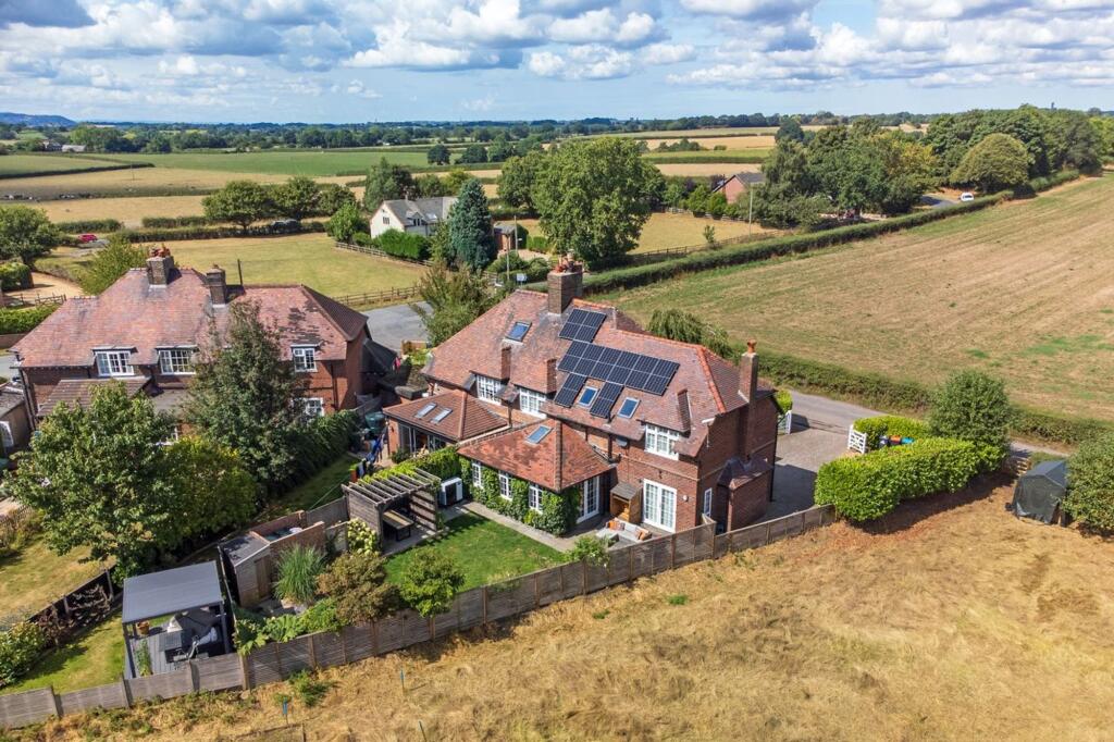 House in Warrington - View 5