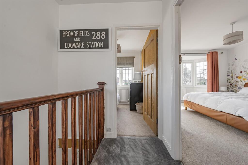 Additional image 22 of Park Street Lane, Park Street, St. Albans