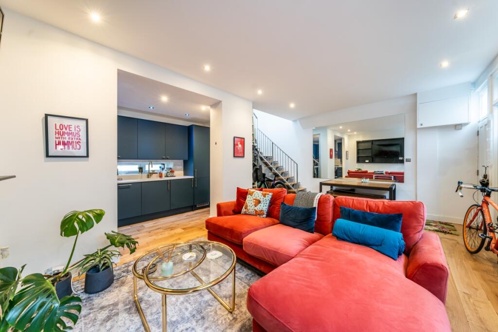 Main image of property: Craven Mews London SW11