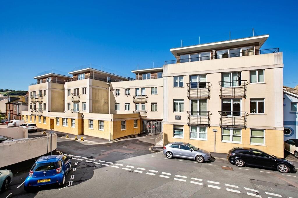 Main image of property: Carlton Place, Teignmouth, TQ14