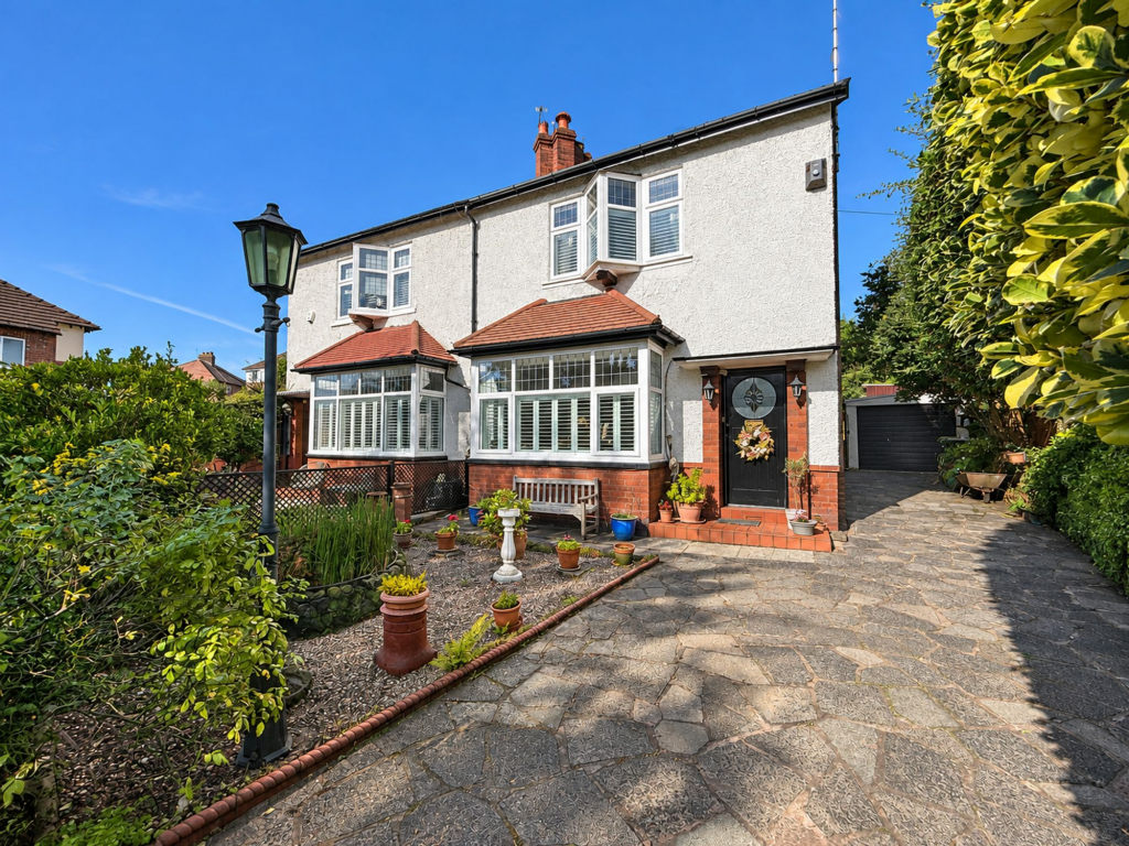 Main image of property: Long Knowle Cottages, Hilton Lane, Prestwich, M25