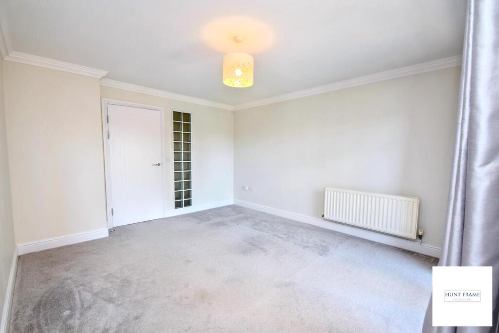 Apartment in Eastbourne, Langney Point, Sovereign Harbour - View 5