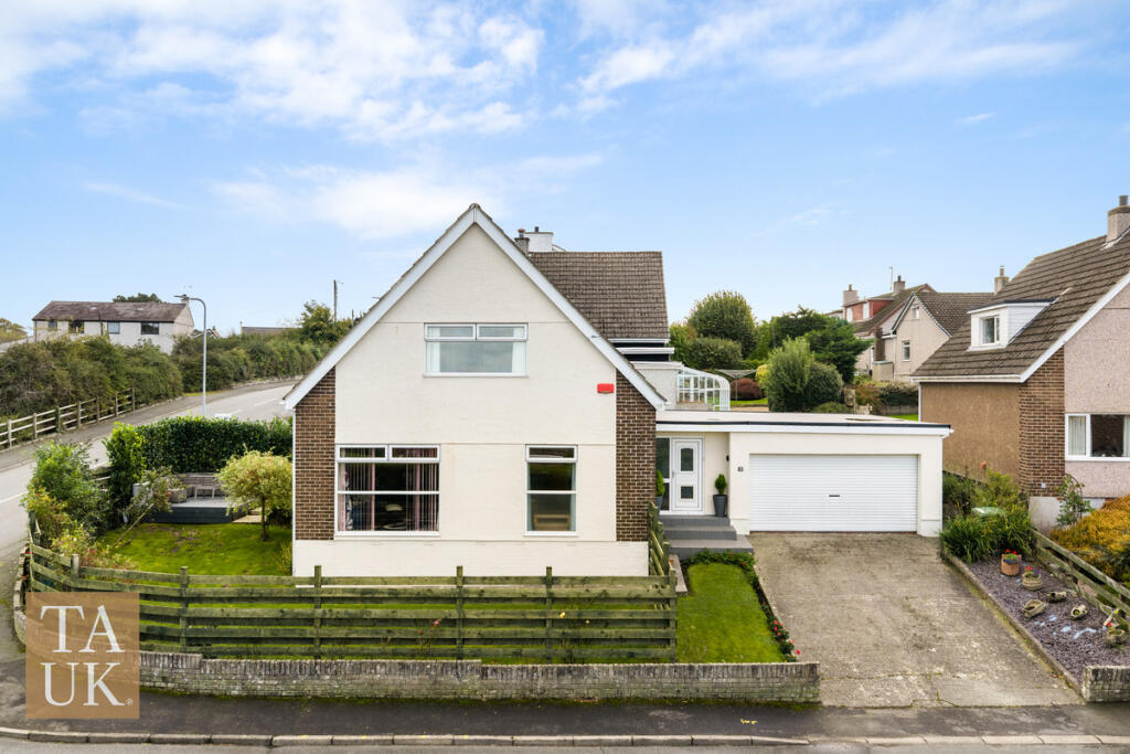 4-bed detached on Y Wern, Llanfairpwllgwyngyll, LL61, £350,000