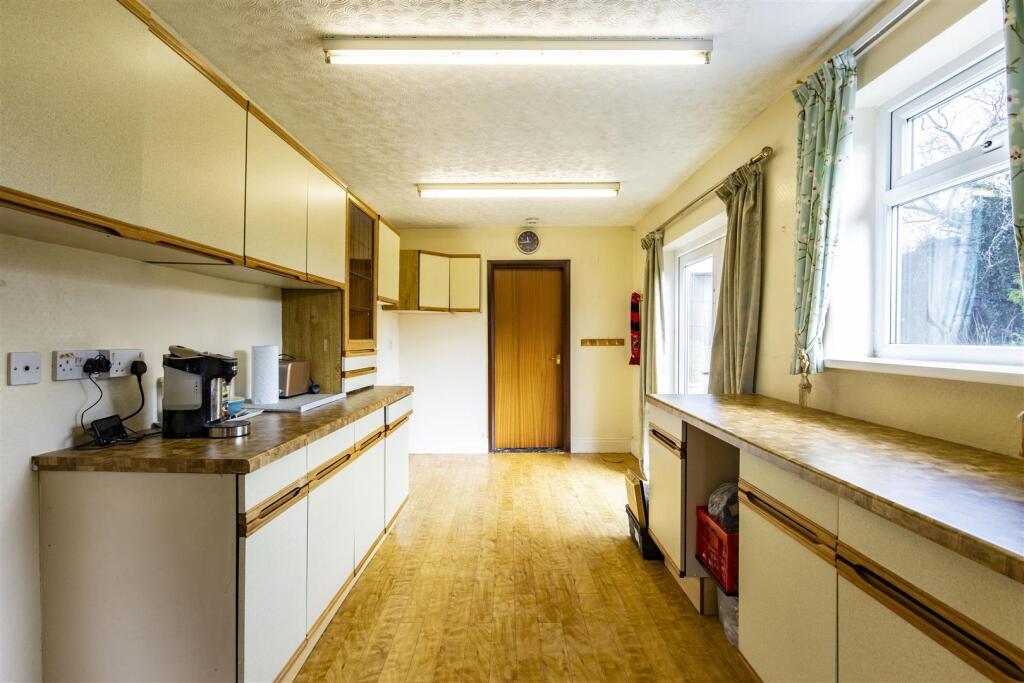 House in Sheffield - View 5