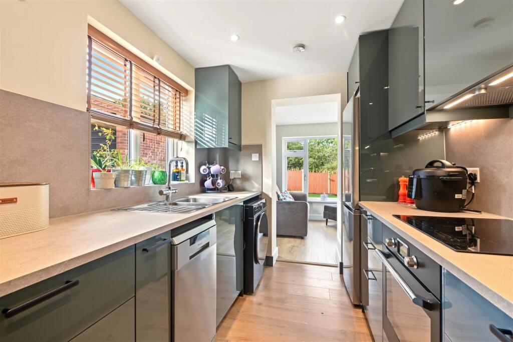 House in Derby - View 5