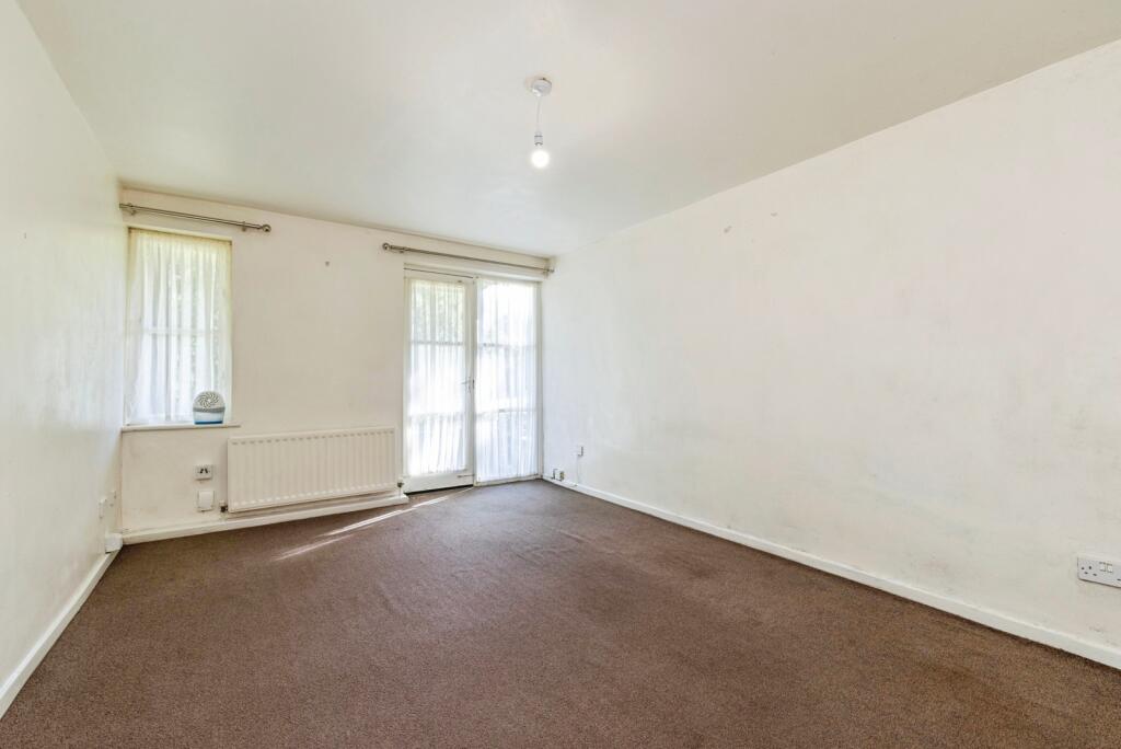 Apartment in Newcastle upon Tyne - View 3