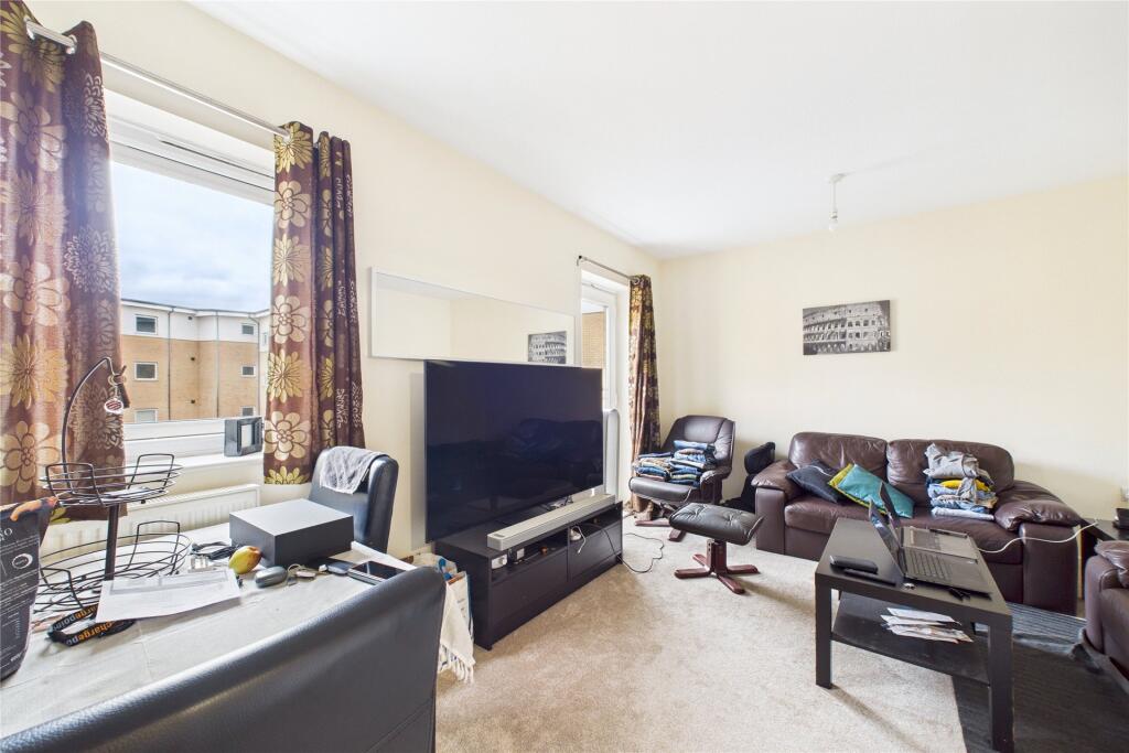 Thorney House, Drake Way, Reading, Berkshire, RG2 photo 3