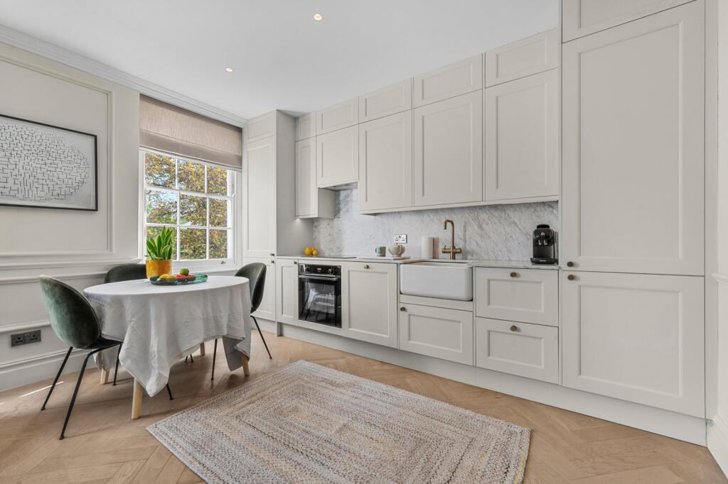 Apartment in London - View 3