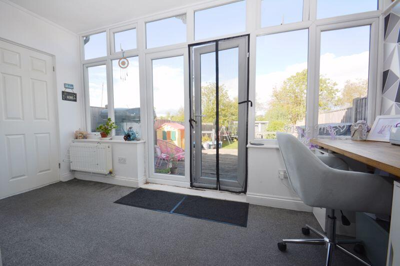 House in Minster-on-Sea, Merryman's Hill - View 5