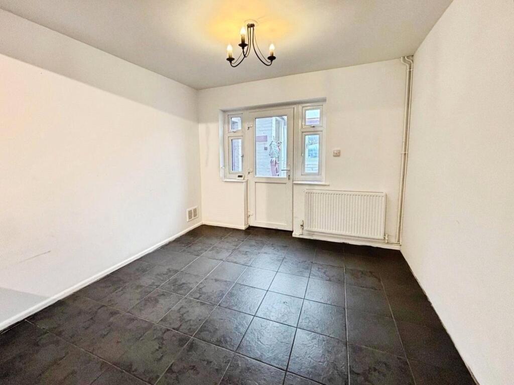 House in Dover, Deal - More