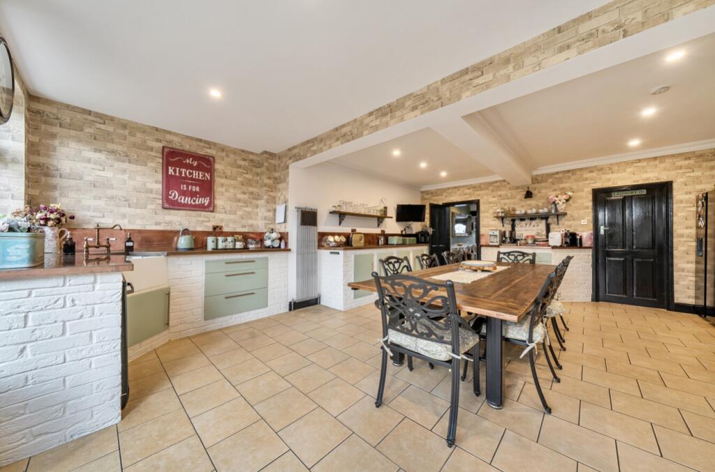 House in Dartford - View 4