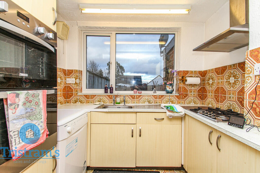 House in Nottingham, Chilwell - More